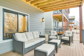 Lower Deck | Multi-Level House