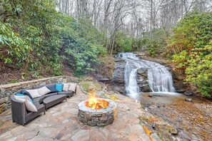 Creekside Fire Pit