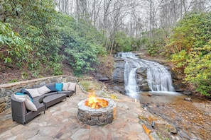 Creekside Fire Pit
