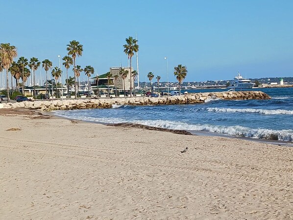 Strand