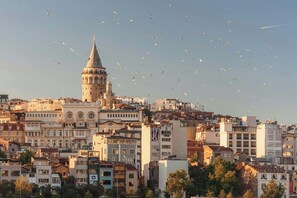 Enjoy a walk in Istanbul center 