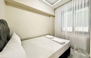 Cozy double bedroom