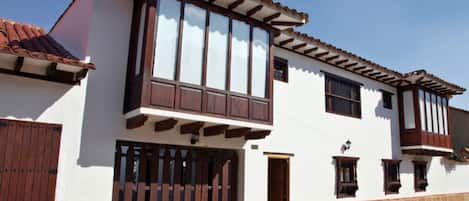 Fachada de la casa Sol de Iguaque, en el Centro Histórico de Villa de Leyva