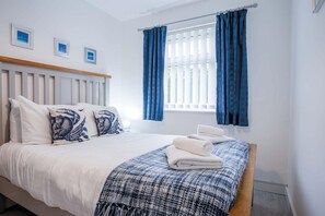 Bayview 58 - 2 Bedroom Chalet - Bayview Oxwich (5474)