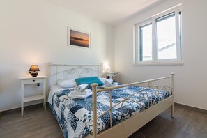 Schlafzimmer 2