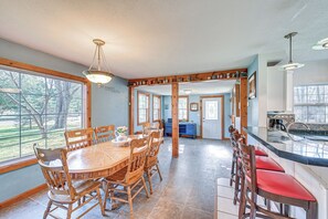 Dining Room | 1st Floor | 2-Story House | Dishware & Flatware