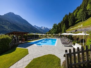 Piscine maison de vacances