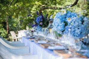 Espace banquet en plein air