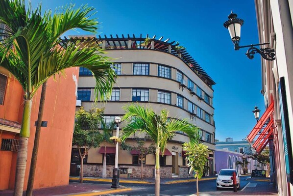 Disfruta de la tranquilidad y cercanía a la playa del centro histórico