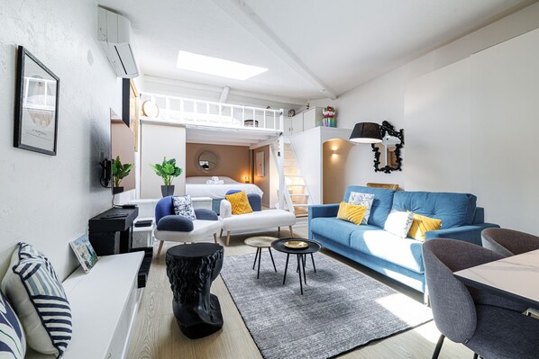 Living room