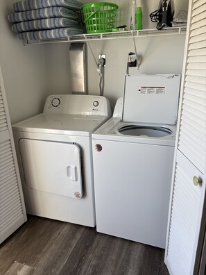 washer/dryer closet