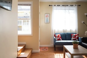 Living Room (3)