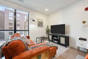 55" LED Google TV