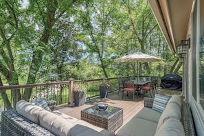 Deck has enough room for everyone to enjoy