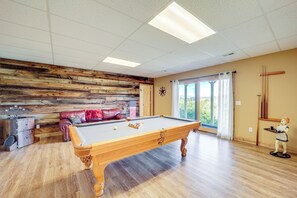 Rec Room | Pool Table