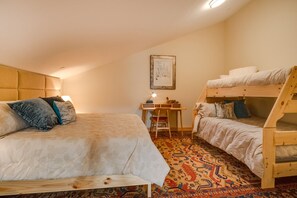 Bunk Bed/King Bed in Loft Area
