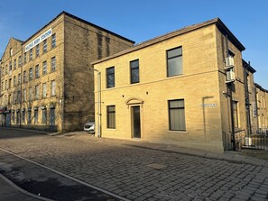 Akroyd House Front