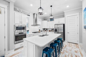 A kitchen ready for your culinary imagination