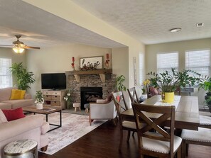 Spacious living room and dining

