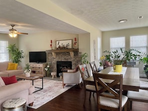 Spacious living room and dining