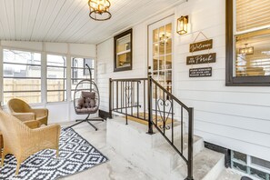 Screened-In Patio | Lounge Seating