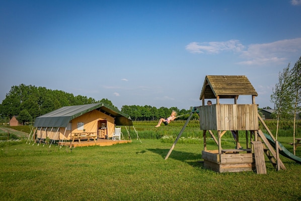 Extérieur maison de vacances [été]