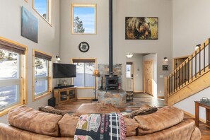Main Living Area – Wood burning stove | SmartTV