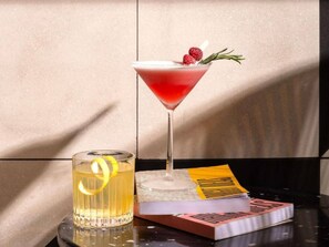 Alimentos y bebidas