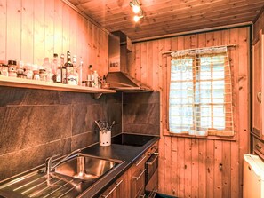 Bois, Plafond, Sol, Sol, Tache De Bois, Dur, Pièce, Luminaire, Cabane En Rondins, Cuisine