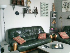 Comfy lounge / TV room.