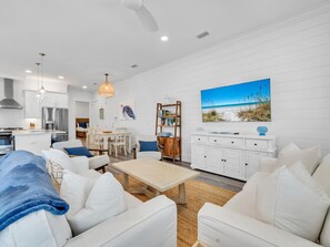 Casita Grayton living room