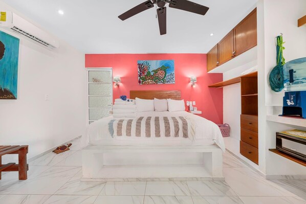 Tortuga Bedroom