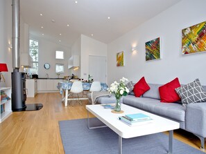 Open plan living space | Una Argentum 63 - St Ives Resort, Carbis Bay, near St Ives
