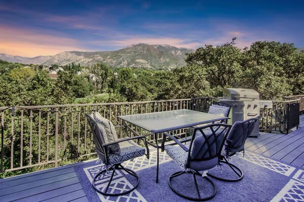 Gorgeous mountain views from the patio.