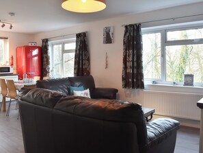 Open plan living space | Low Tide, Looe