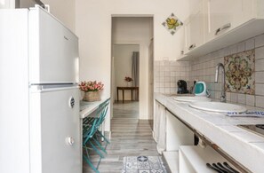 Villa Stesidelo | 1 Bedroom | Proximity to Mondello Beach | Charming Garden & Outdoor Dining Area | Palermo PA | Italy