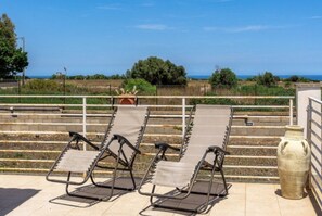 Villa Crisolito | 2 Bedrooms | Lush Private Garden | Cozy Outdoor Dining Area | Sea Views | Syracuse | Sicily
