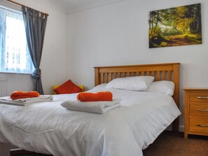 Double bedroom | Barnhayes, Hartland