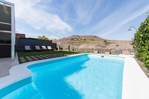 Schwimmbad des Ferienhauses