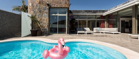 Holiday Home Swimming Pool