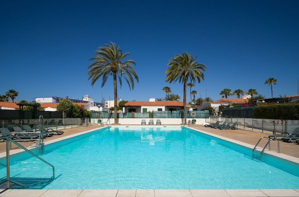 Holiday Home Swimming Pool