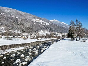 Montagnes Relief, Montagne, Neige, L'Hiver, Colline, Chaîne De Montagnes, Montagnes, Station De Montagne, Paysage, Vallée