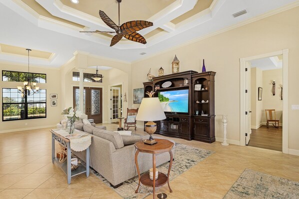 Spacious living room