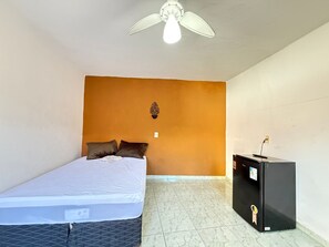 Foto de todo o quarto
