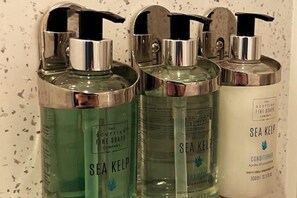 Bathroom amenities