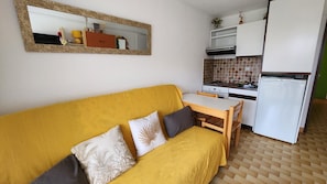Fully equipped living space
