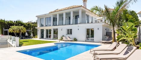 Bienvenue à la Casa Colina !