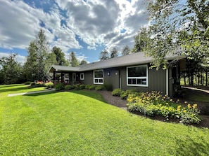 View of Bungalow as you enter the driveway. 