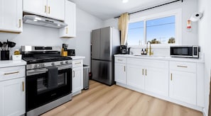 Stay in, cook up something delicious, and feel right at home. #travelsgvcertified