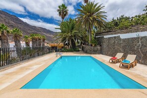 Piscine maison de vacances
